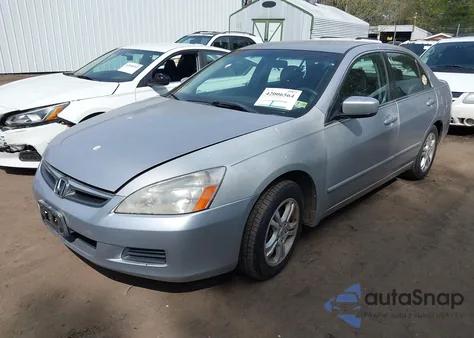 2007 Honda Accord 2.4 Se z USA, uszkodzony, nr VIN 1HGCM56317A024636